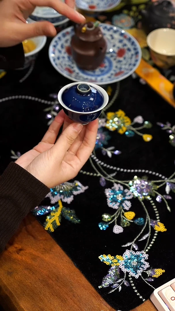 【闪购商品】瓷片云见清玩宝宝盖碗50cc