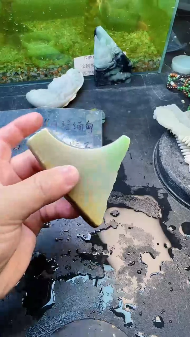 【闪购商品】翡翠颈饰未镶嵌223天然翡翠