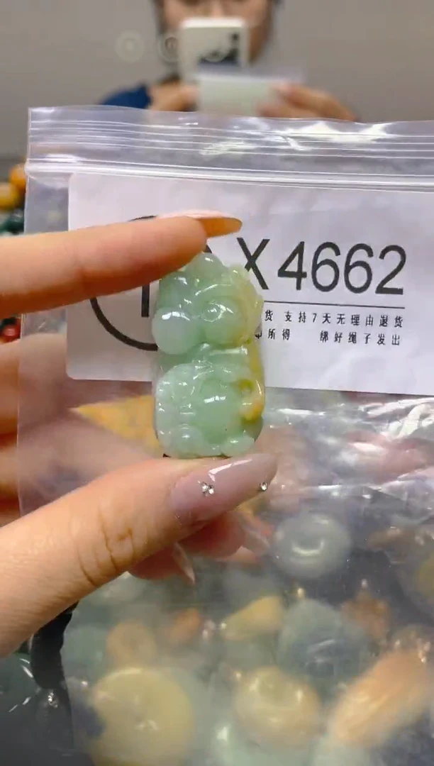 翡翠未镶嵌颈饰/X/翡翠A货,1件也是批发价