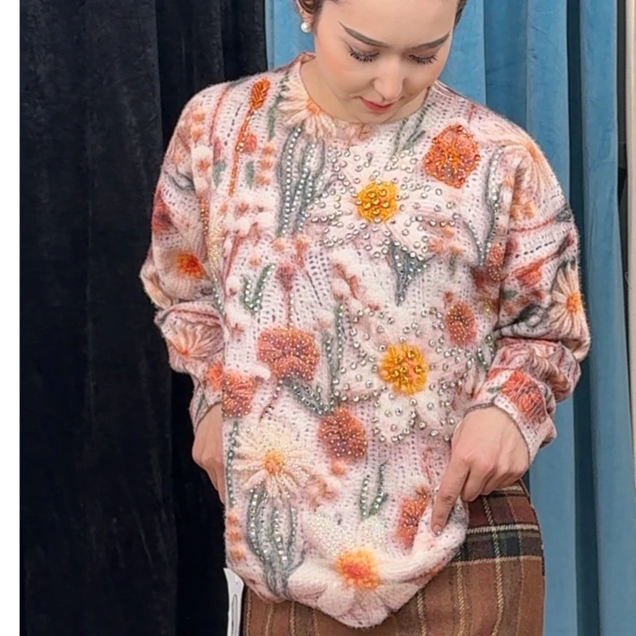 重工刺绣花朵毛衣女秋冬宽松慵懒风圆领针织衫