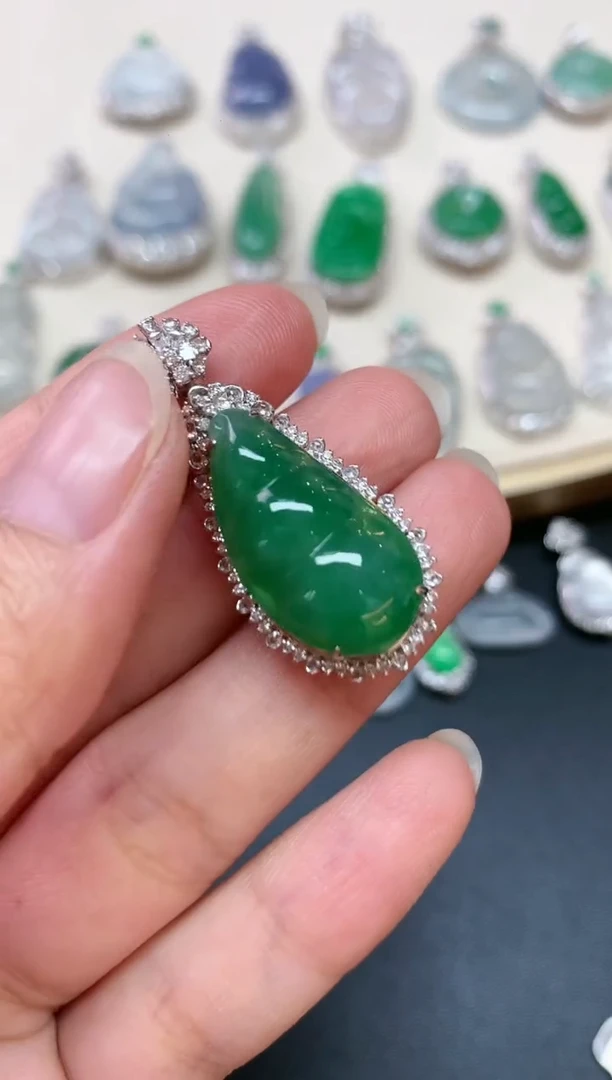 翡翠18K金镶嵌吊坠(不含链)A292|16800