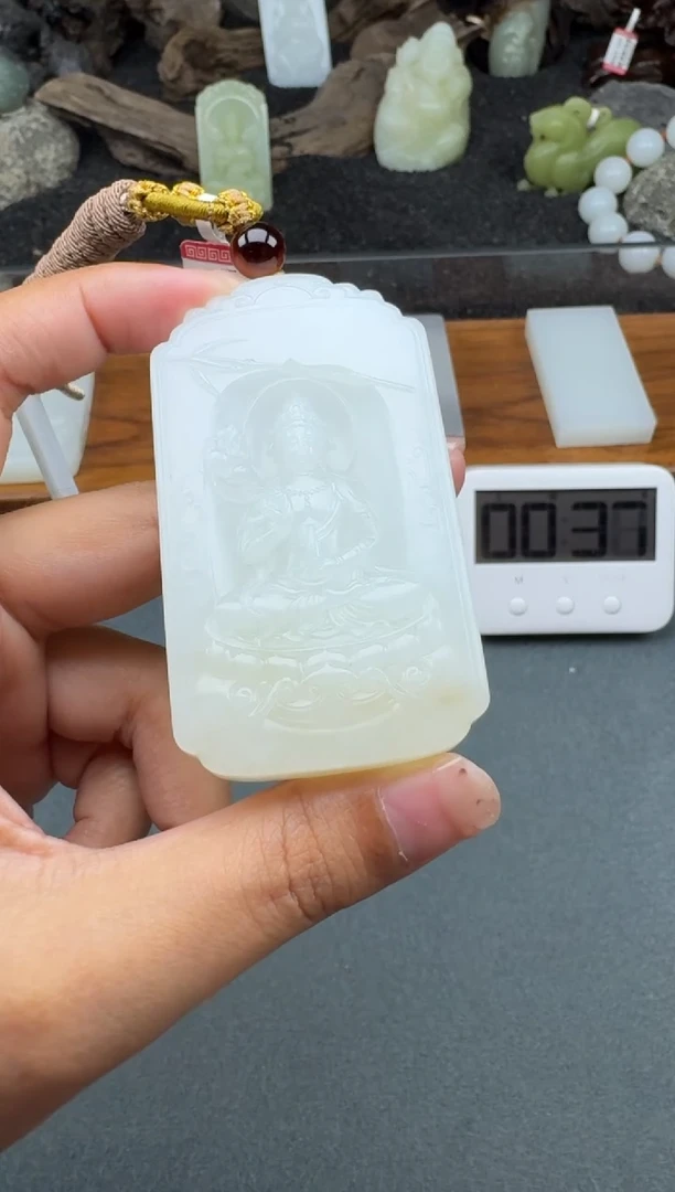 和田玉未镶嵌颈饰1