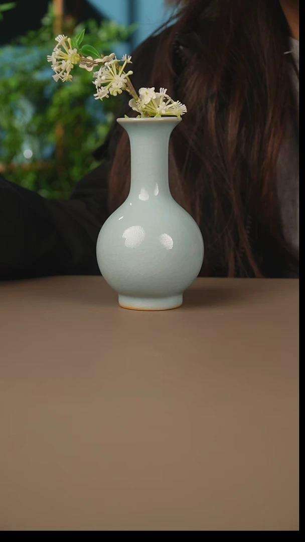 天青鼓腹瓶13