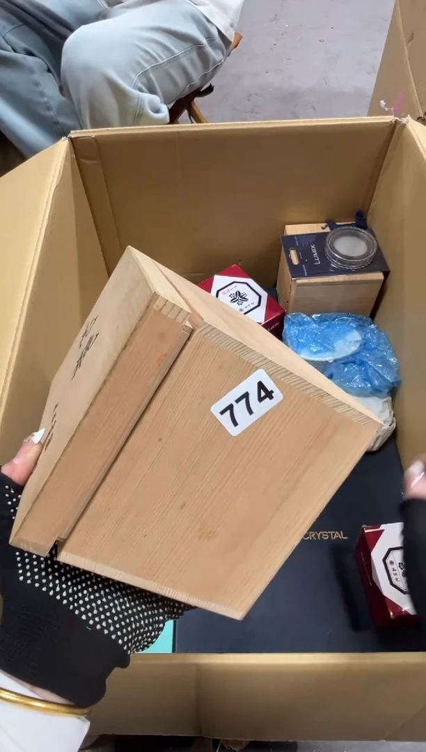 【****宏774中古商品谨慎参拍