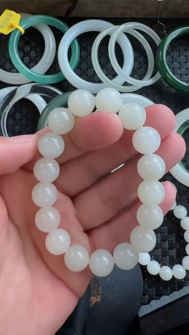 颈饰未镶嵌和田玉12mm白玉手串