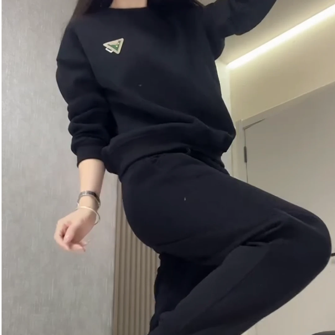 休闲运动套装三角标洋气显瘦春日慢人风慵懒风温婉风英伦风