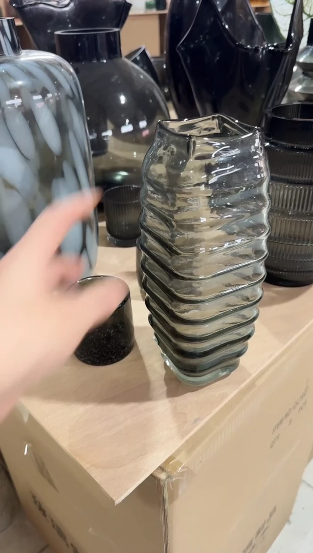 万间家居美物花瓶317微瑕