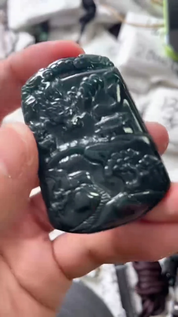 颈饰未镶嵌翡翠8