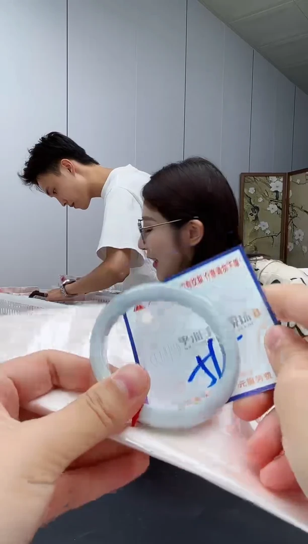 翡翠手镯未镶嵌1111111111