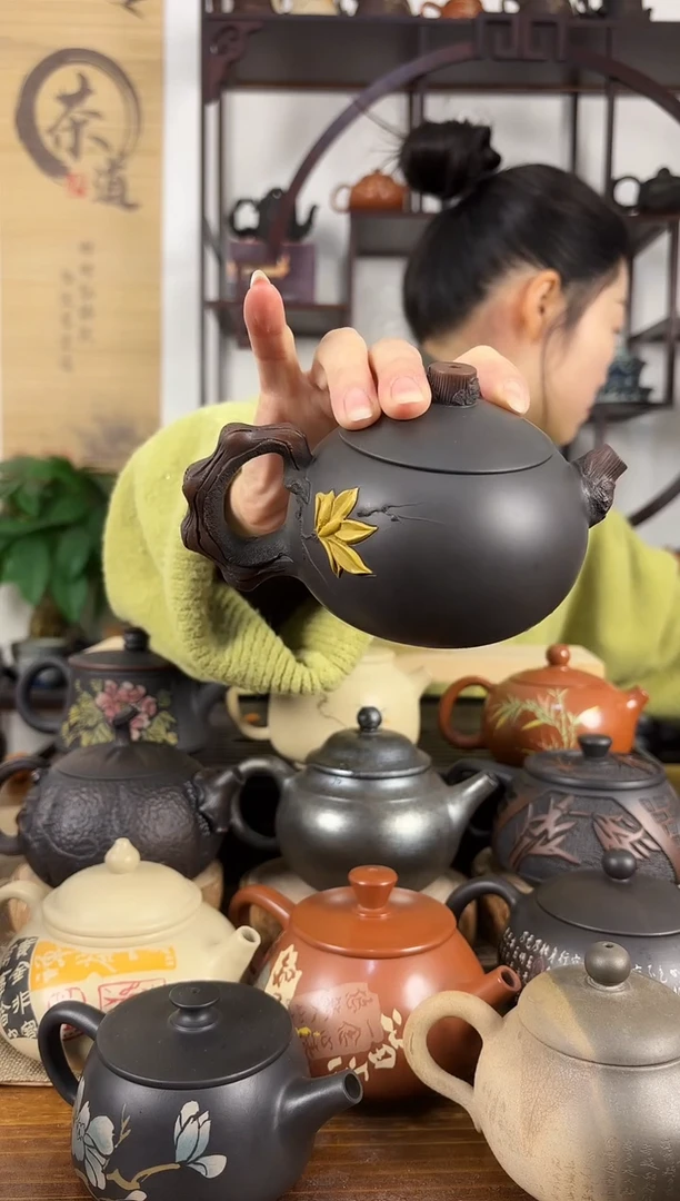 云南建水紫陶茶壶220CC左右