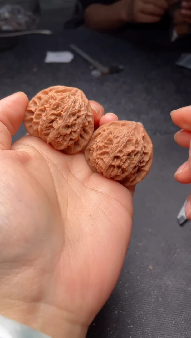 把件文玩核桃w350  宫灯39尺