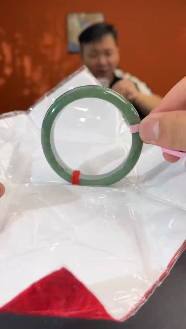 未镶嵌手镯翡翠5 56