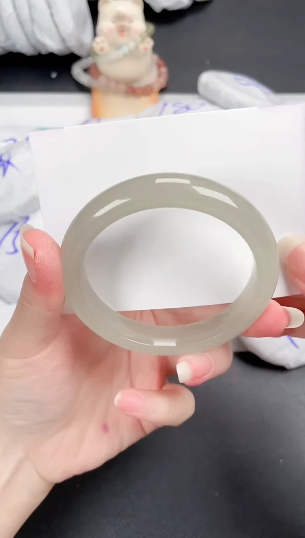 石英质玉手镯未镶嵌228-58.6