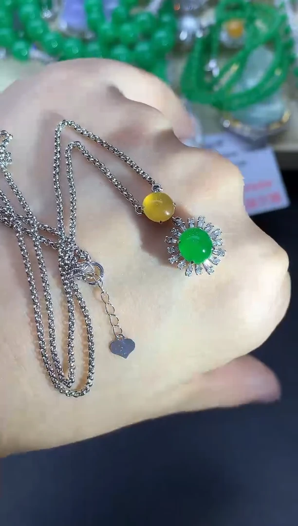 翡翠18K金镶嵌颈饰548中国好珍宝