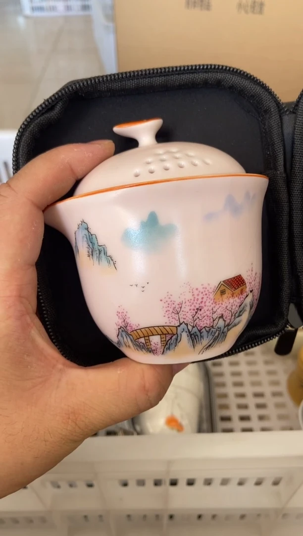 杯无运费险有瑕疵的摄影的产品有使用过的痕迹有点脏介意勿拍