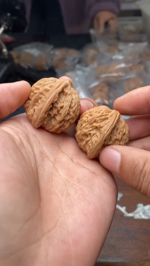 【闪购商品】文玩核桃把件A5号39尺磨盘