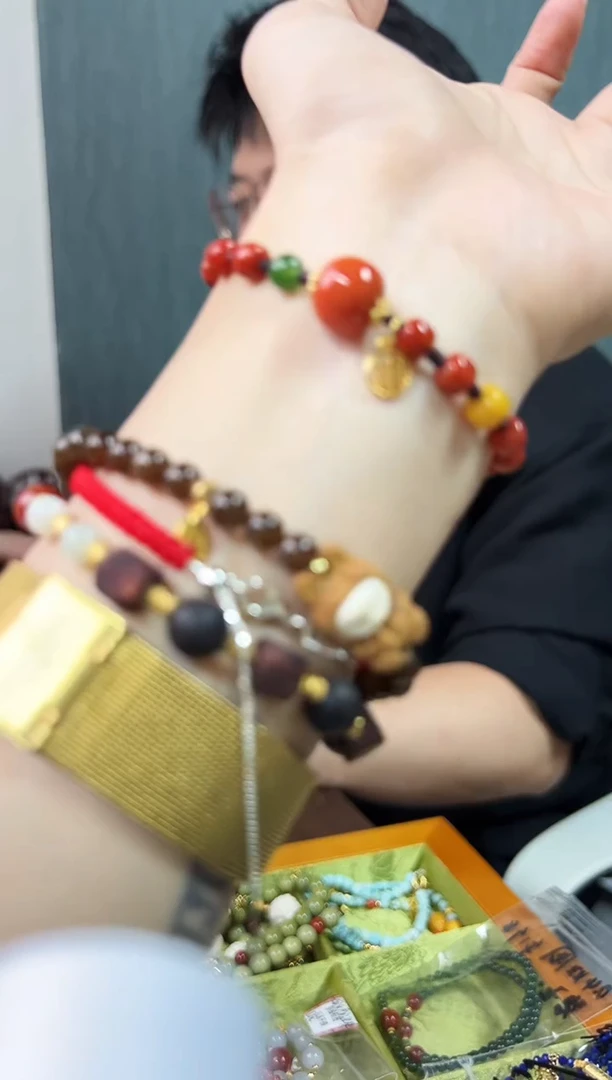 泥塑高货N红孤品