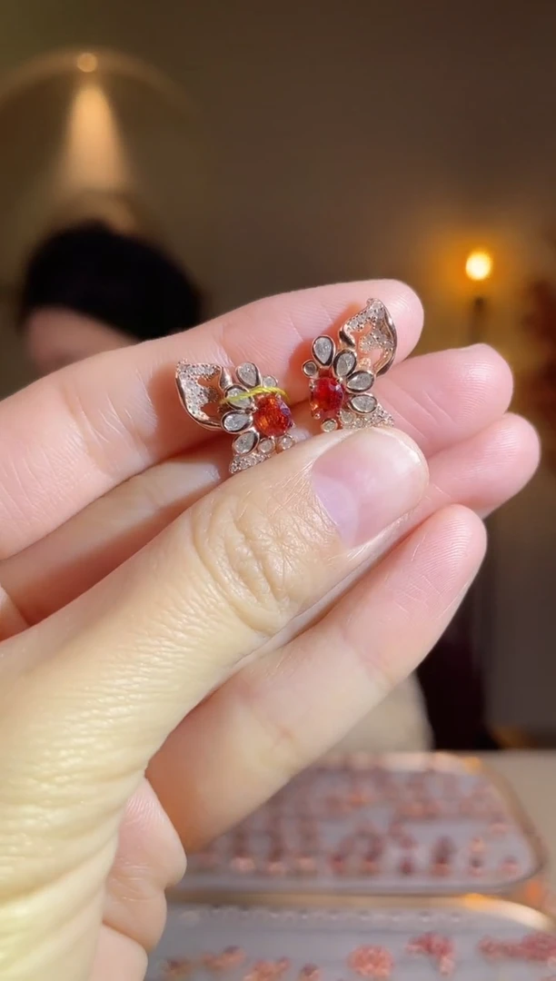 耳饰蓝宝石银S925镶嵌耳饰