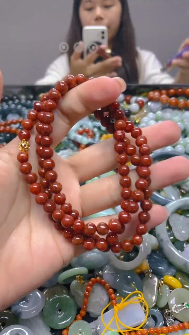 颈饰未镶嵌翡翠6MM/ T /翡翠A货，一件也是批发价
