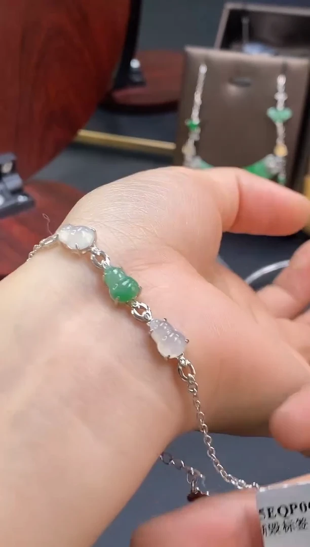 颈饰银S925镶嵌翡翠16658