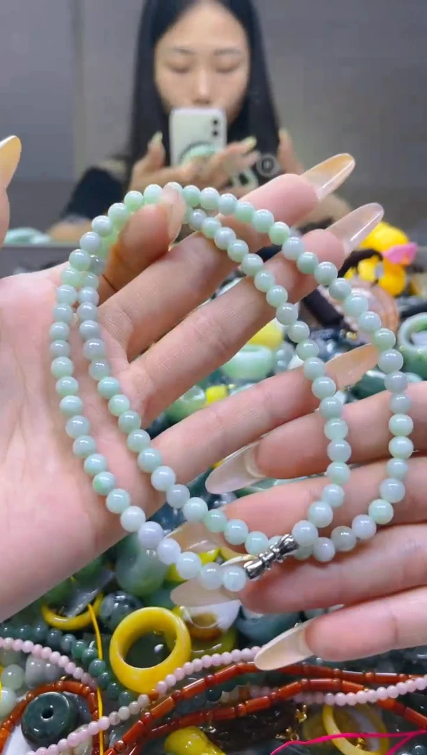 翡翠未镶嵌颈饰5MM/U/翡翠A货一图一物