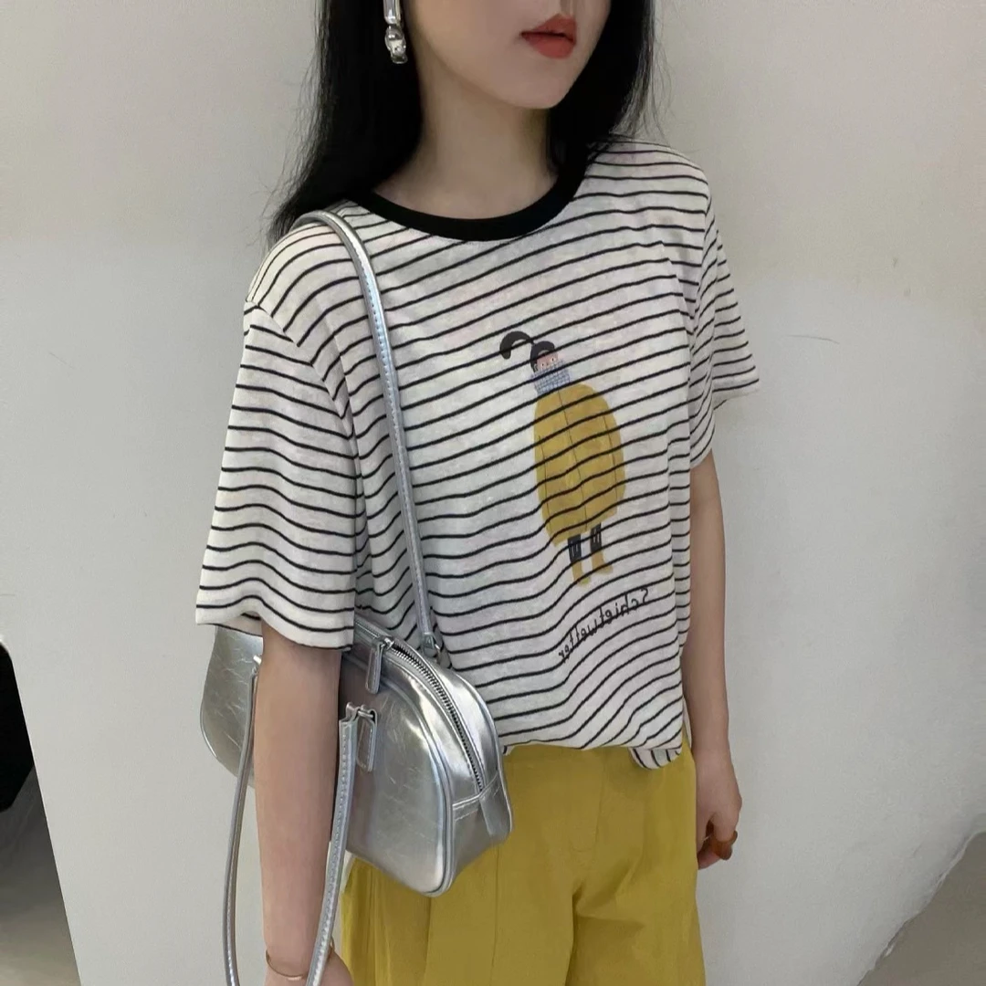 Pada.嘻&h26 【卡通图案】卡通条纹 趣味小人短袖 2085 Hi Fortune