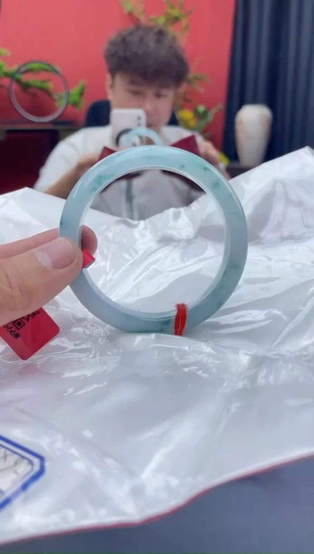 未镶嵌手镯翡翠3