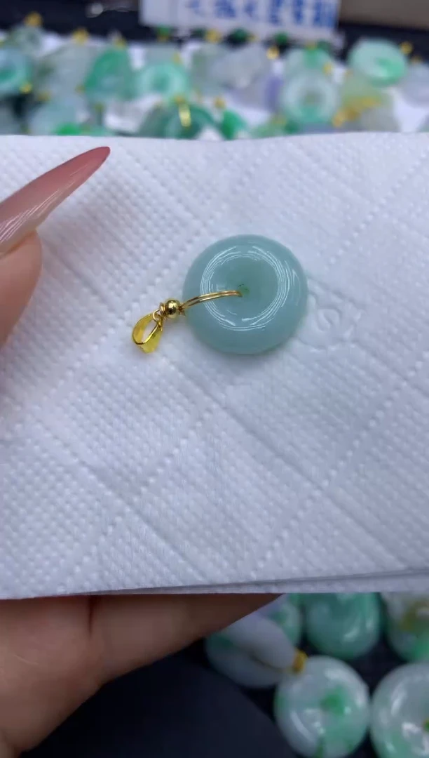 颈饰未镶嵌翡翠天然缅甸A货翡翠