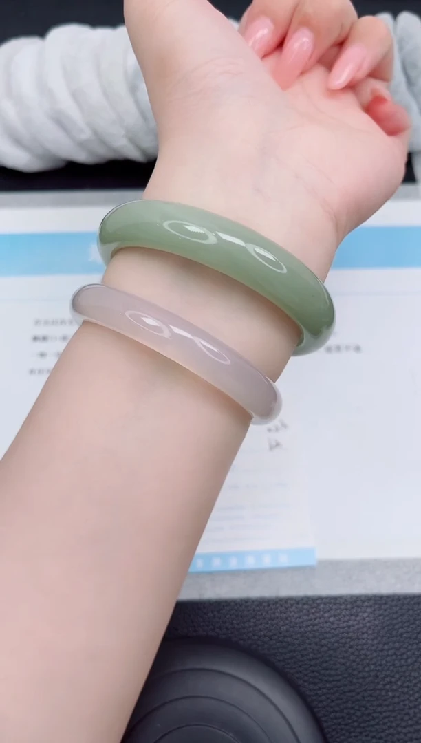 石英质玉手镯未镶嵌223-62