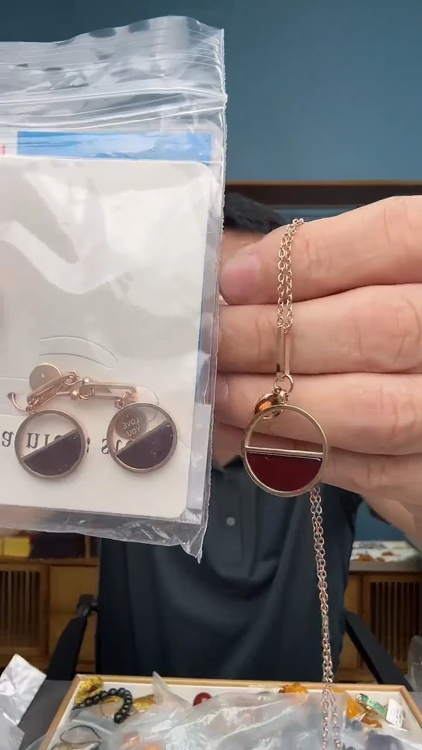 裸石琥珀未镶嵌59（有瑕介意勿拍）一套