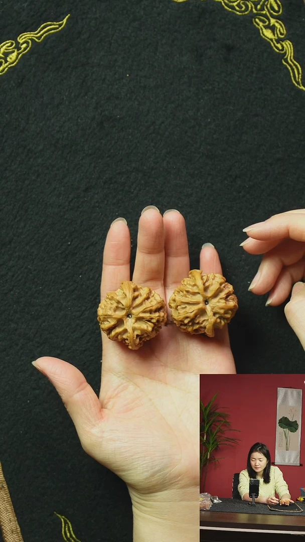 【闪购商品】文玩核桃把件38苹果园