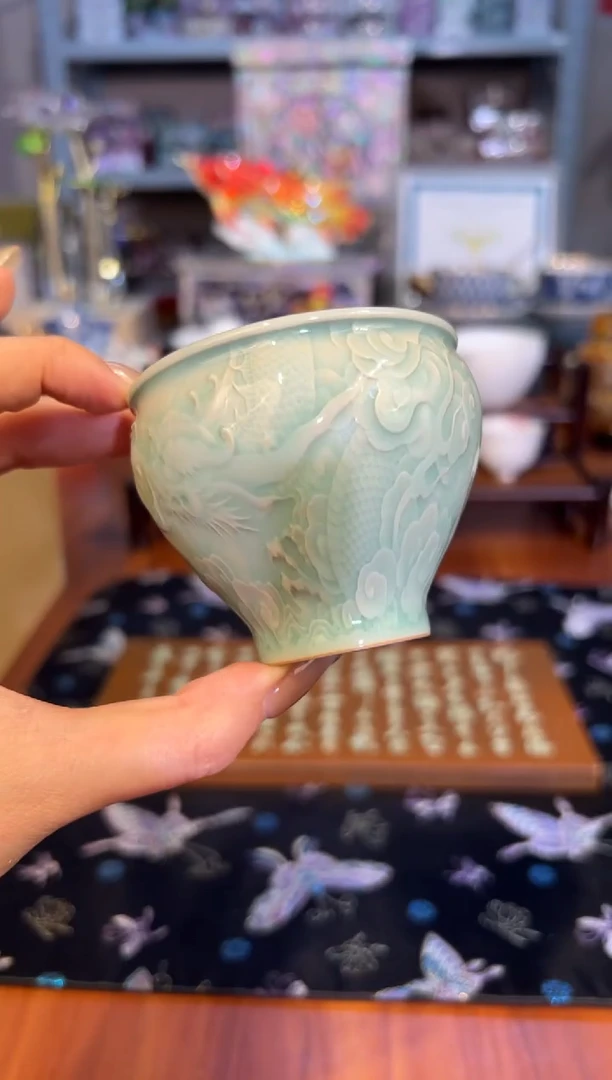 217青瓷粉青（对图）