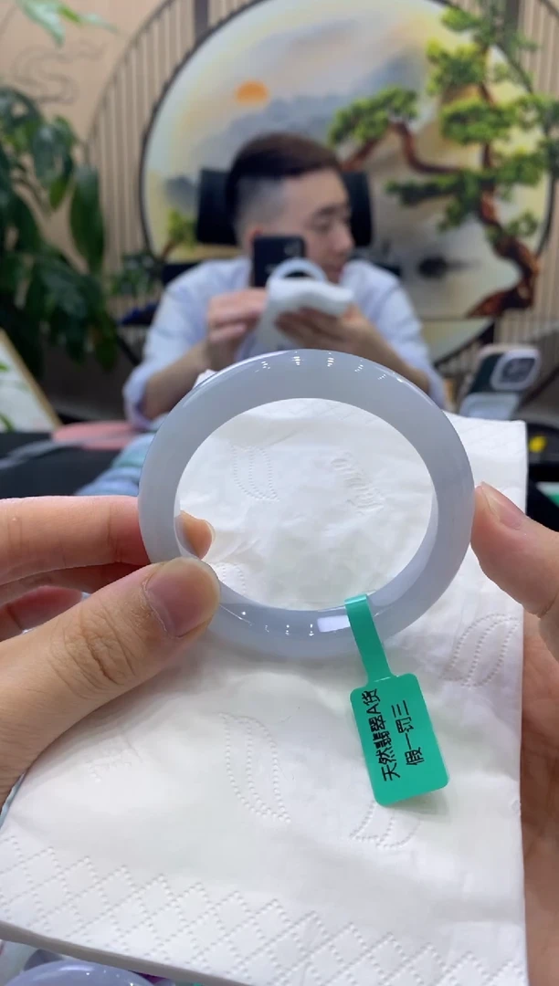 翡翠手镯未镶嵌0000000005428