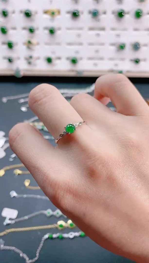 【闪购商品】翡翠戒指银S925镶嵌天然翡翠