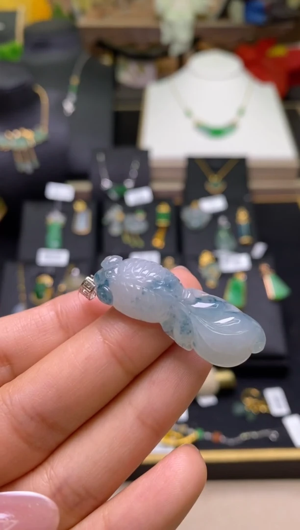 【闪购商品】翡翠颈饰18K金镶嵌净货18023