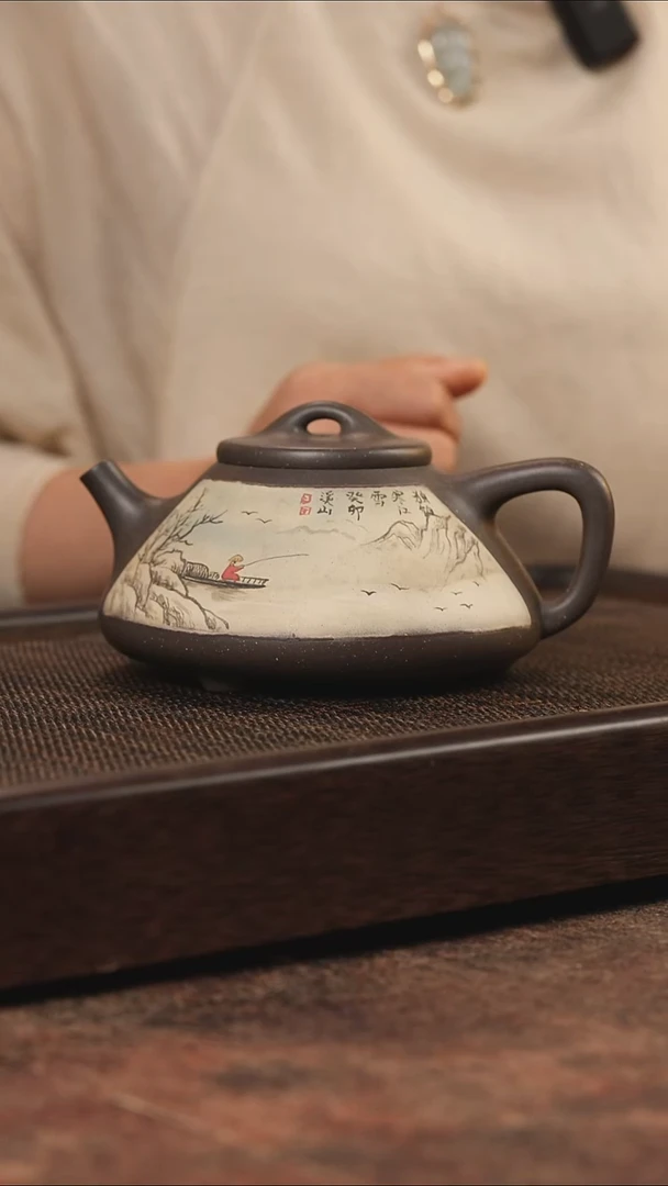 宜兴紫砂子冶石瓢墨绘
