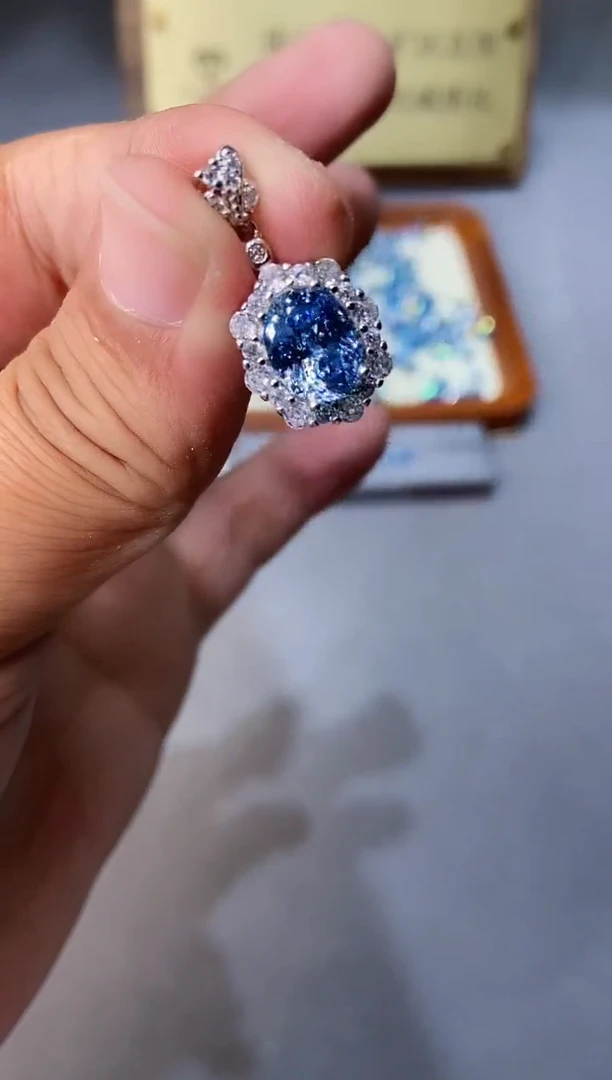 海蓝宝石颈饰银S925镶嵌......