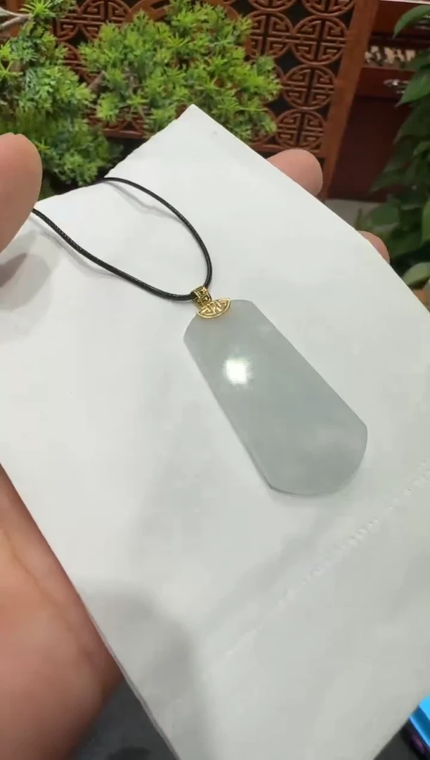 18K金镶嵌挂件翡翠A货翡翠多样性一件无事牌