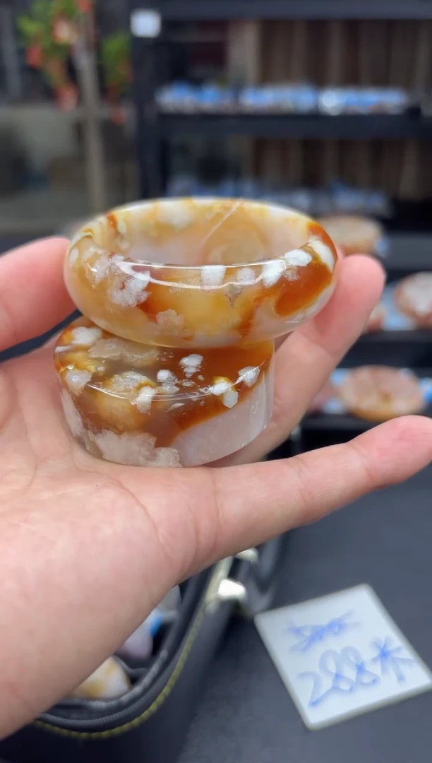 石英质玉手镯未镶嵌222(56圈赠送镯心)