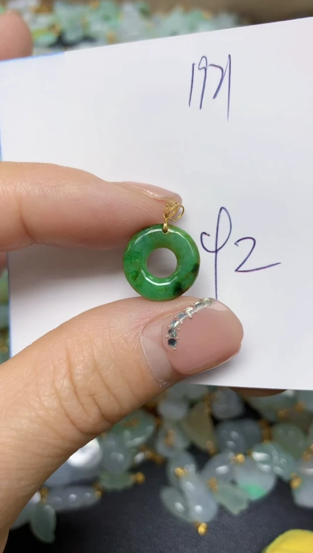 【闪购商品】翡翠挂件18K金镶嵌 天然翡翠A货