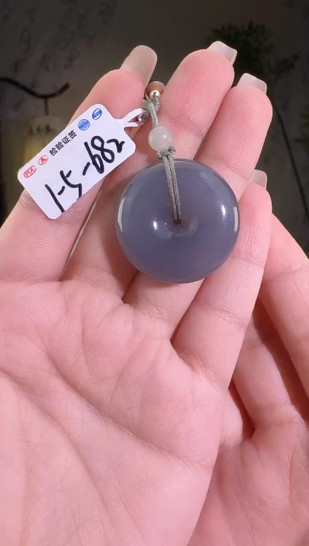 和田玉未镶嵌颈饰扣 682