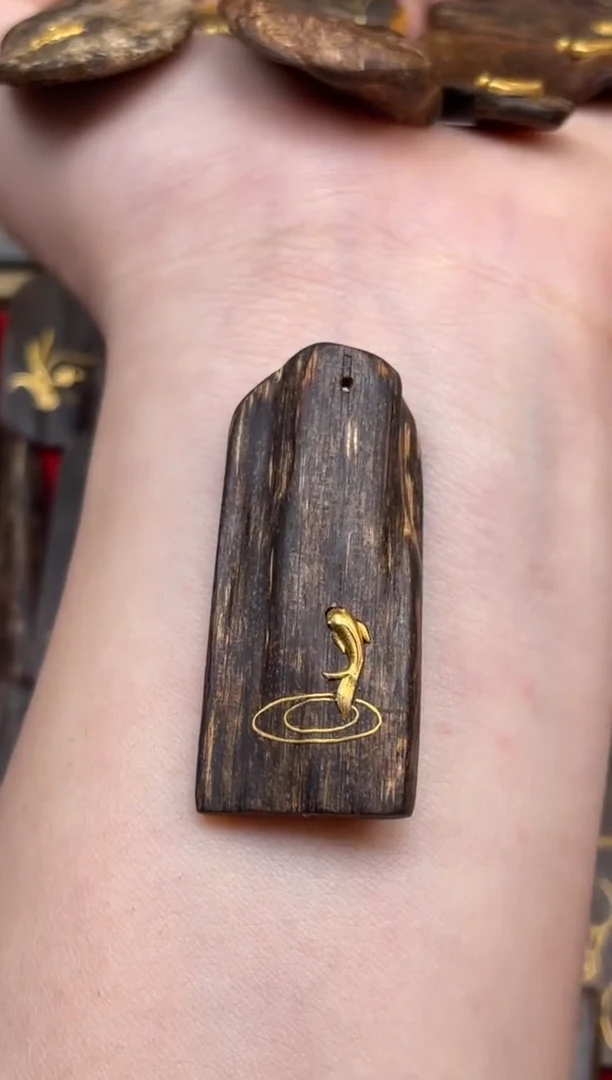 沉香吊坠沉香吊坠20