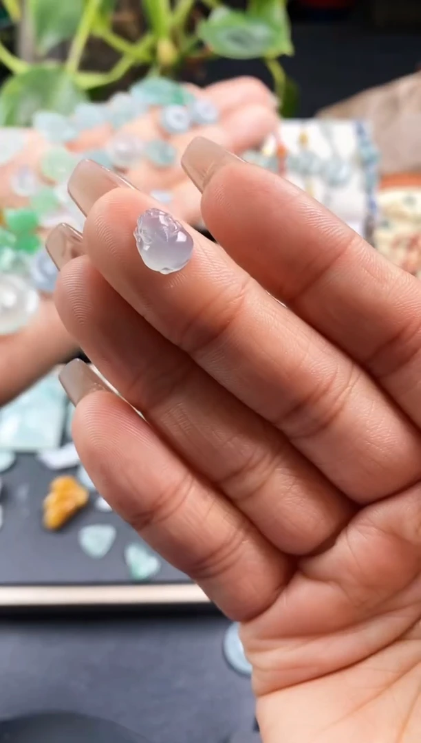 【闪购商品】翡翠配石金蟾