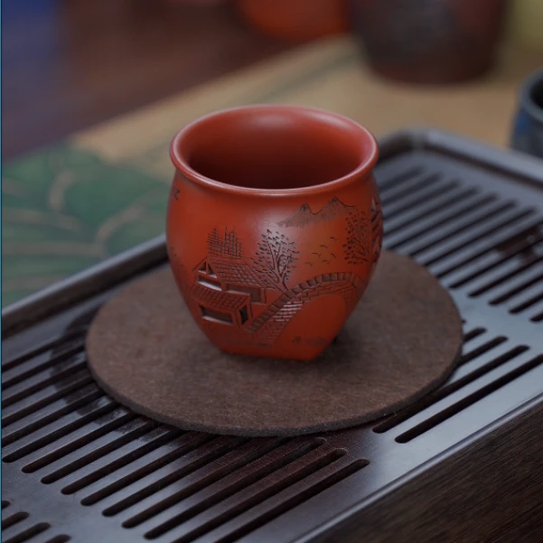 3098 宜兴原矿紫砂茶具 大红袍刻绘江南水乡精美主人杯 150ML GQF