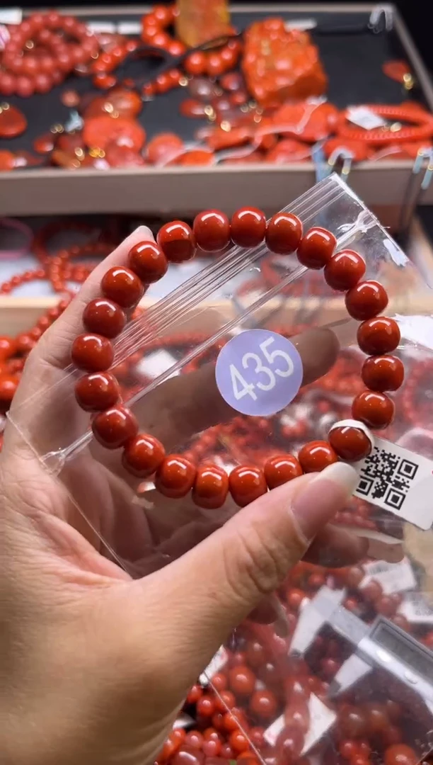 南红玛瑙未镶嵌珠宝奇石435-9