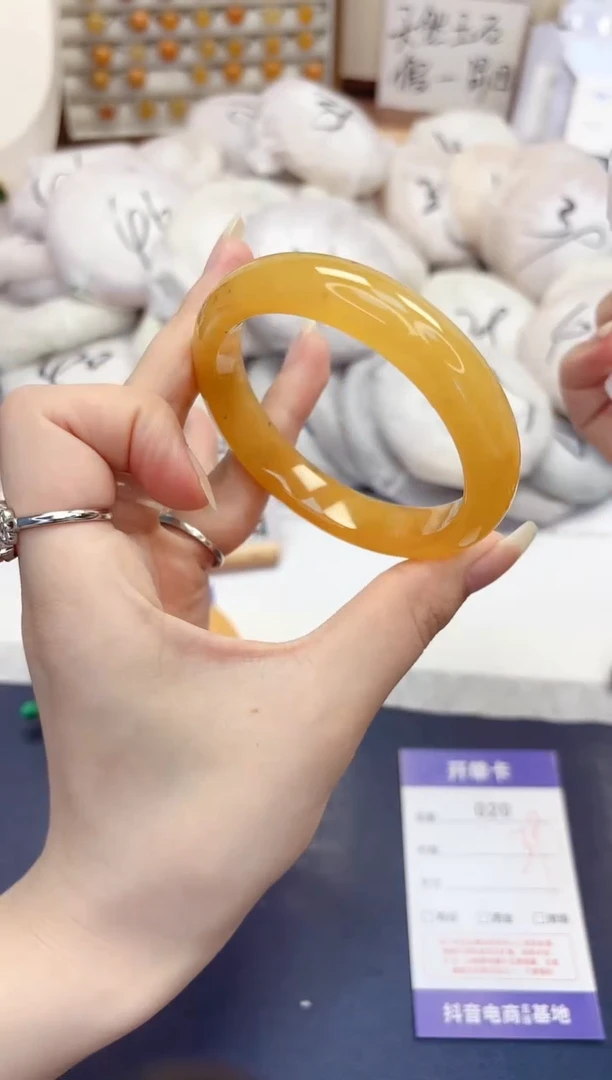 石英质玉手镯未镶嵌20-财气镯-圈口58