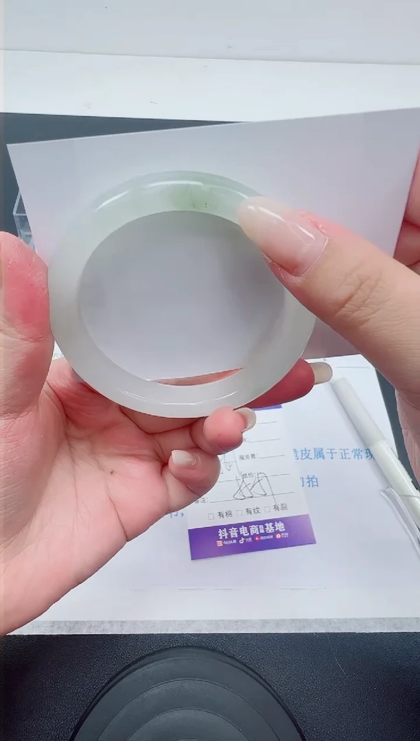 【闪购商品】石英质玉手镯未镶嵌编号175--56.1圈