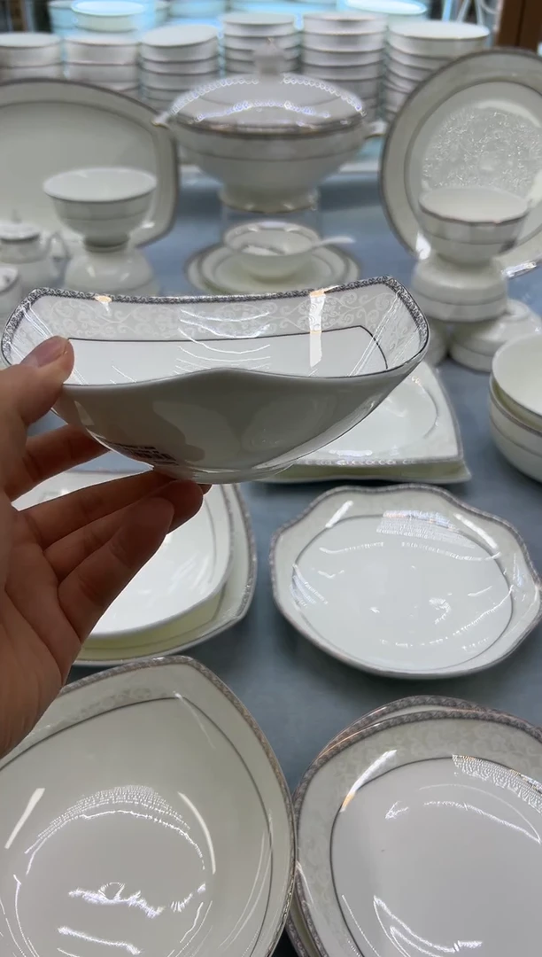 骨瓷玲珑8三角2个