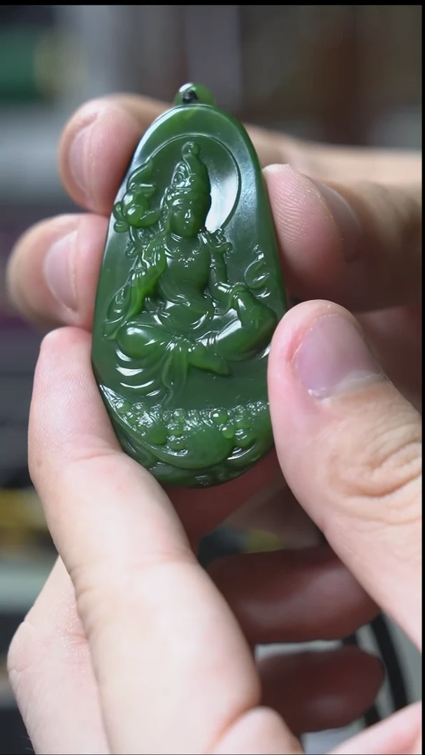 和田玉未镶嵌颈饰观音