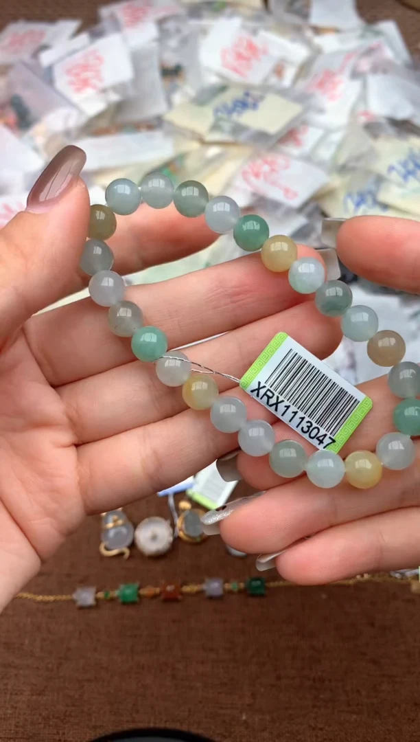 未镶嵌挂件翡翠—